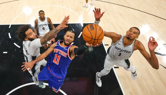 New York Knicks lead San Antonio Spurs 2-0 in NBA Finals
